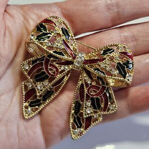 Macys Holiday Lane Gold Tone Holly Rhinestone Bow Brooch Red Green Enamel